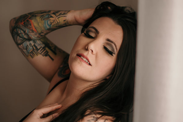 Vanessa Palacio of Amor Photography is a Calgary Alberta Canada Boudoir Photographer specializing in boudoir and portrait photography in Calgary Alberta Canada. Amor Photography - Calgary Alberta Canada Boudoir Photography